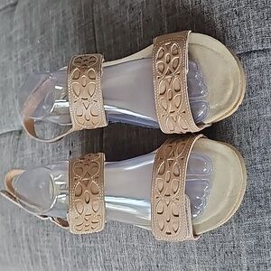 NWOT Clark's Sandles